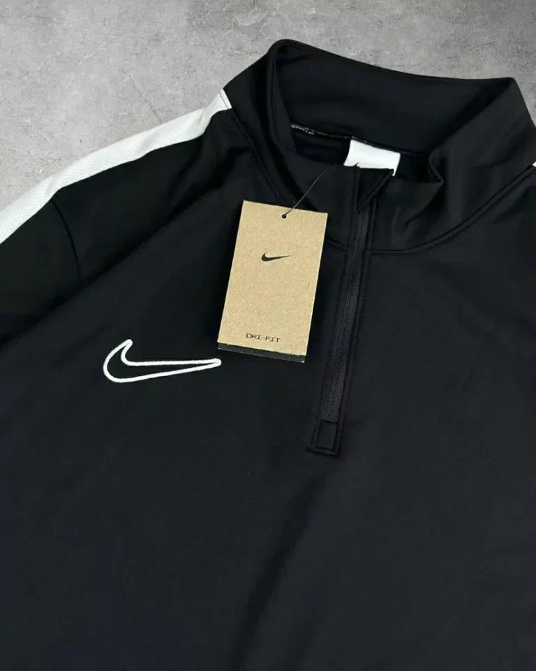 JAQUETA NIKE JOGADOR